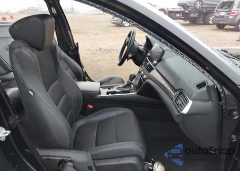 2021 Honda Accord Sport z USA, uszkodzony, nr VIN 1HGCV1F33MA060748